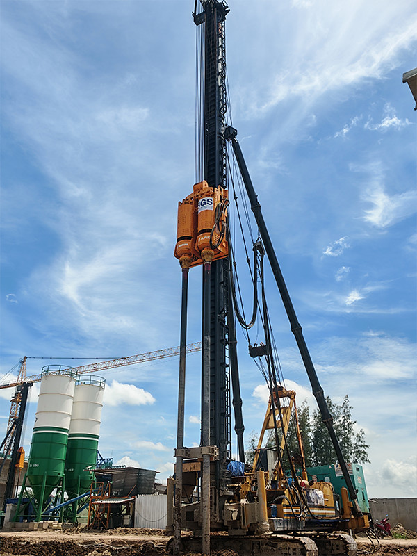 DCM二轴搅拌钻机